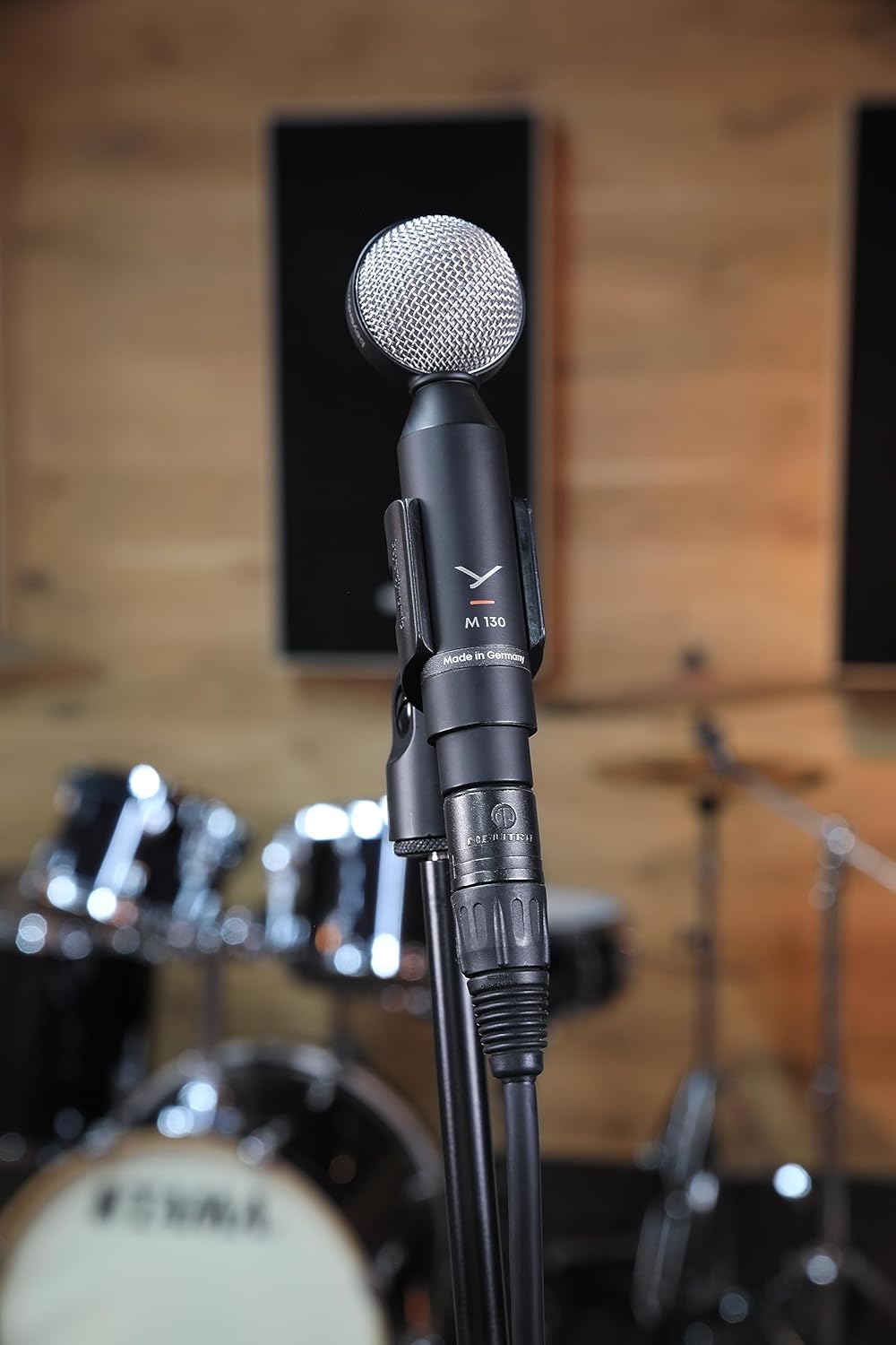 beyerdynamic M 130 Dynamic Double-Ribbon Microphone (Figure-Eight) Ideal for Stereo, Ambience and Instrument Recordings *New* with Extraordinary Sound Character, Handmade in Germany