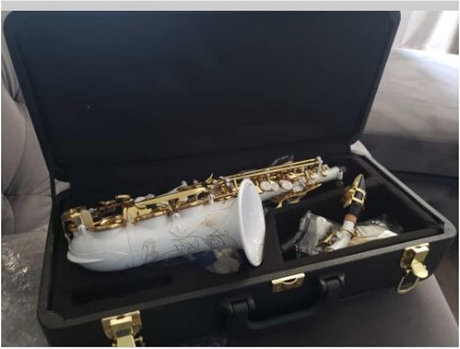 Sax Beginners Kit Brass B White Soprano Saxophone Gold Key Curved Soprano Sax with Hard Cases Complete Fittings Wind Instrument