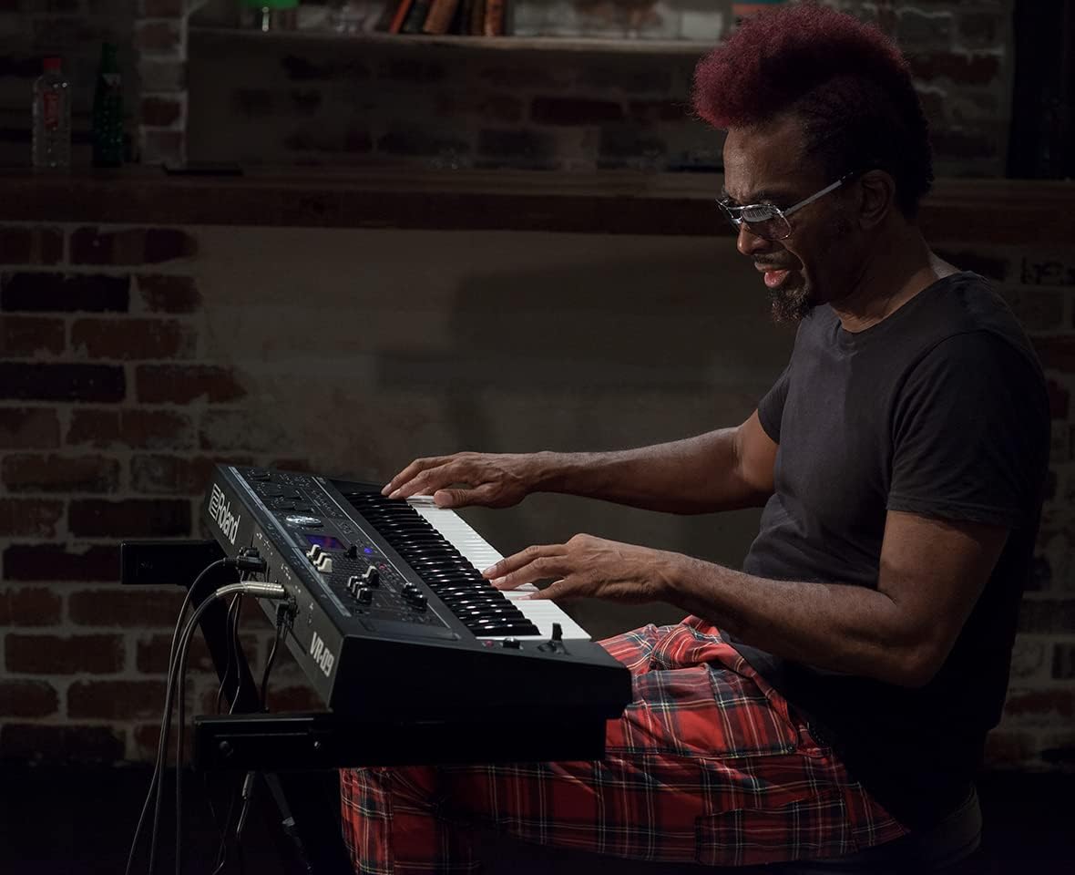 Roland VR-09-B 'V-Combo' | Travel-Ready 61-Note Keyboard with All the Sounds You Need (VR-09-B)