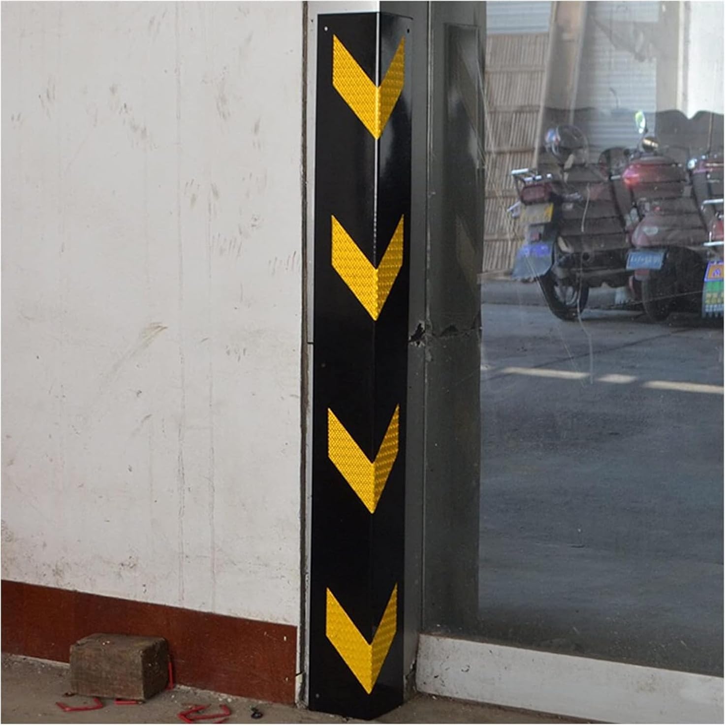 Rubber Corner Protector Car Parking Protector Wall Corner Guard for Parking Garages,L-Shape Cast Steel Column(Yellow-150cm,16pcs)