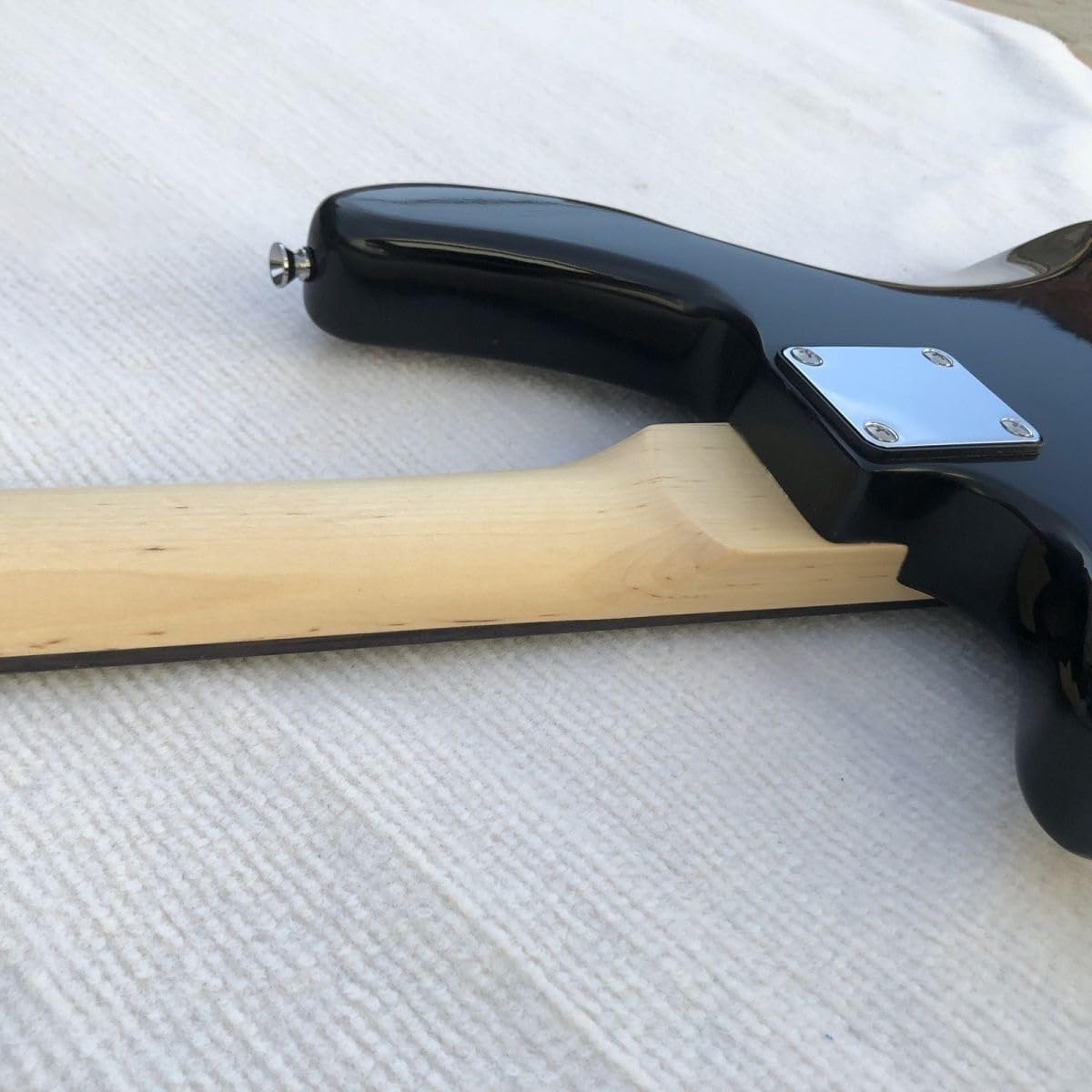 Electric Bass Guitar 4 String 24 Frets Full Size PJ Pickups Blue Water Ripple Burst Solid Basswood Body for Beginners(Brown)