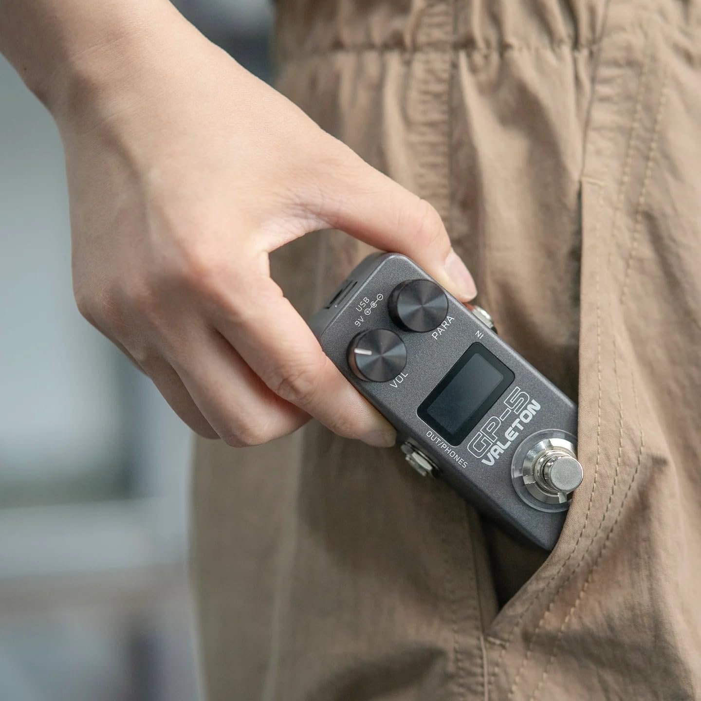 Valeton GP-5 Compact Multi-Effects Processor – SnapTone & IR Loader, 100+ Effects, Bluetooth, USB Audio Interface