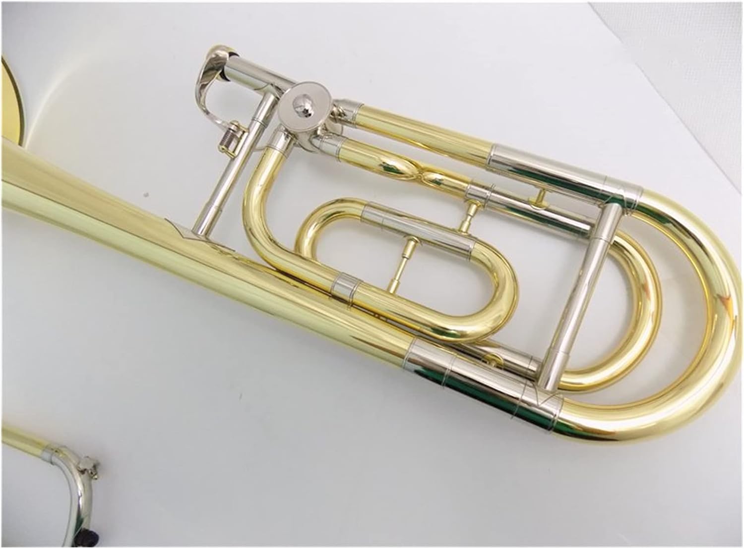 Student Trombone Bb Bass Trombones with Case Mouthpiece Slide Trombone Musical Instruments B Flat Trombon Lacquer Silver Plated Nickel Plated Trombone Kit
