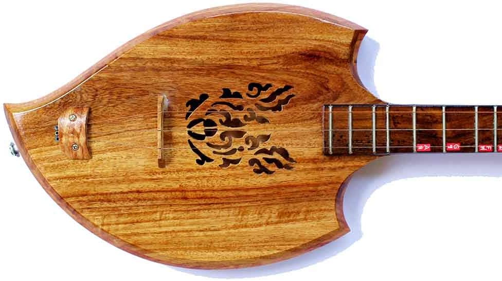 Isarn Acoustic Phin 3 Strings, Thai Lao Guitar Musical Instrument, Traditional Thai Musical Pin 29