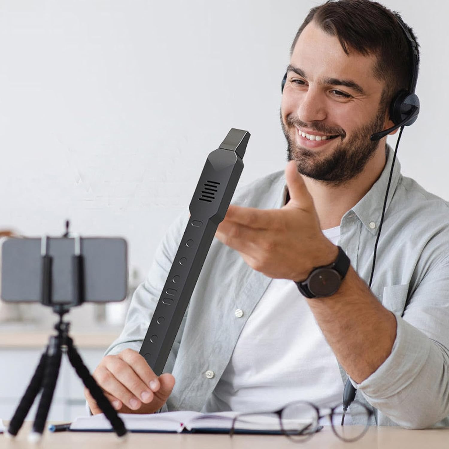 10 Tones Digital Saxophone,Portable MIDI Connection Electronic Wind Instrument with USB Charging Cable