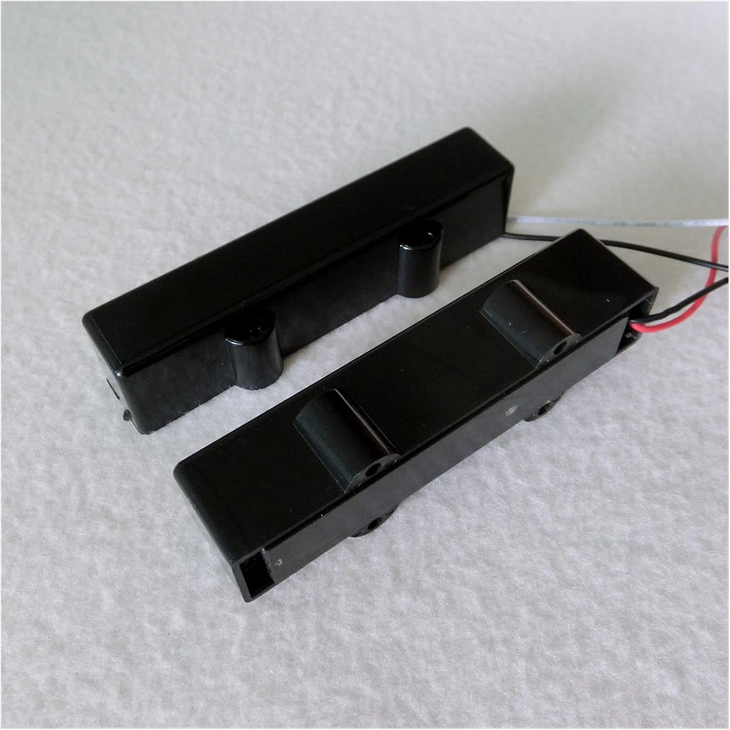 1 Set Low Noise Closed Ceramic 5 String Bass Pickups with Punchy Bass Sound Guitar humbucker Pickup