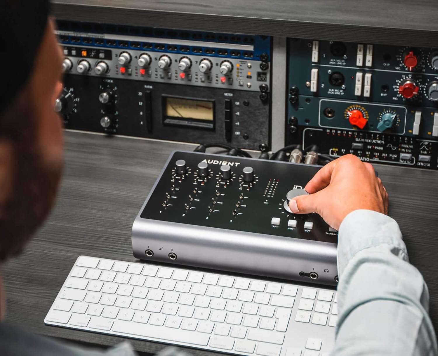 Audient ID44MKII USB Audio Interface Bundle with 2 Instrument Cables, 2 XLR Cables, and Austin Bazaar Polishing Cloth