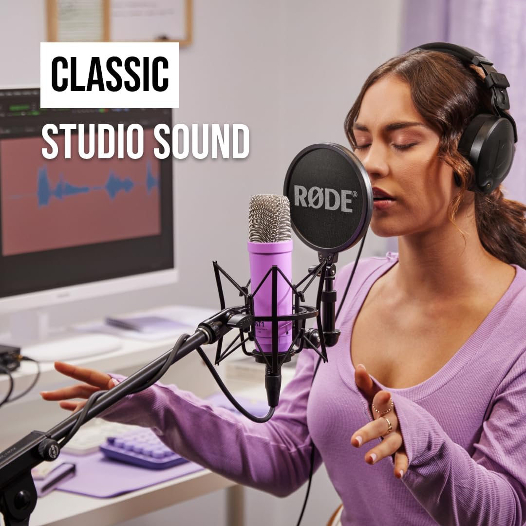 RØDE NT1 Signature Large-Diaphragm Condenser Microphone Bundle with Focusrite Scarlett Solo 3rd Gen USB Audio Interface