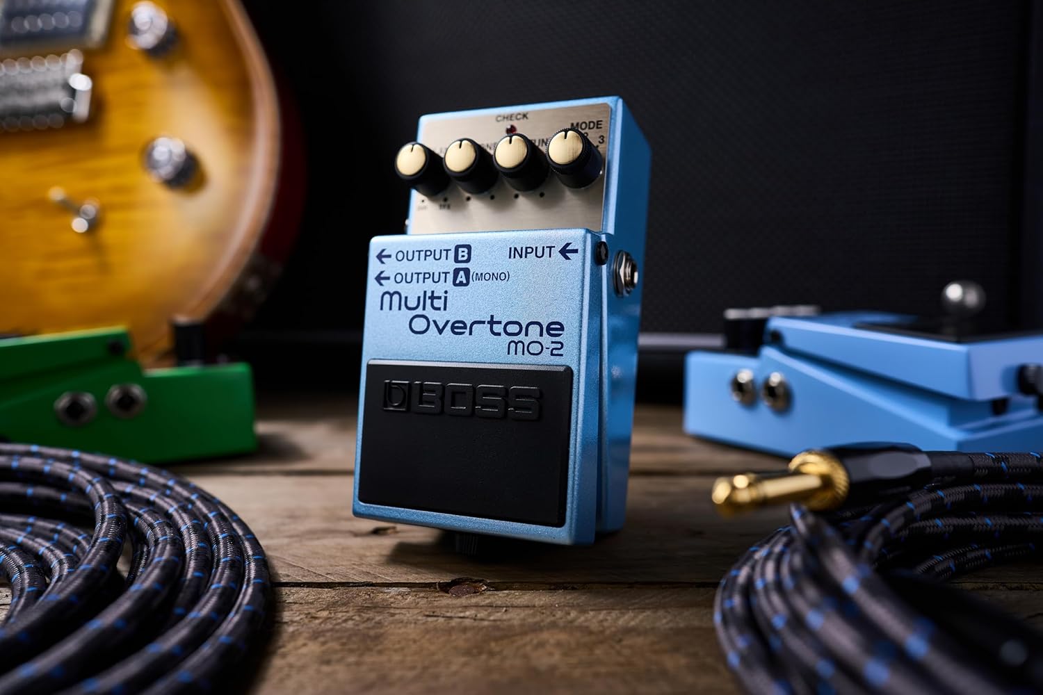 BOSS MO-2 Multi Overtone Guitar Pedal (MO-2)