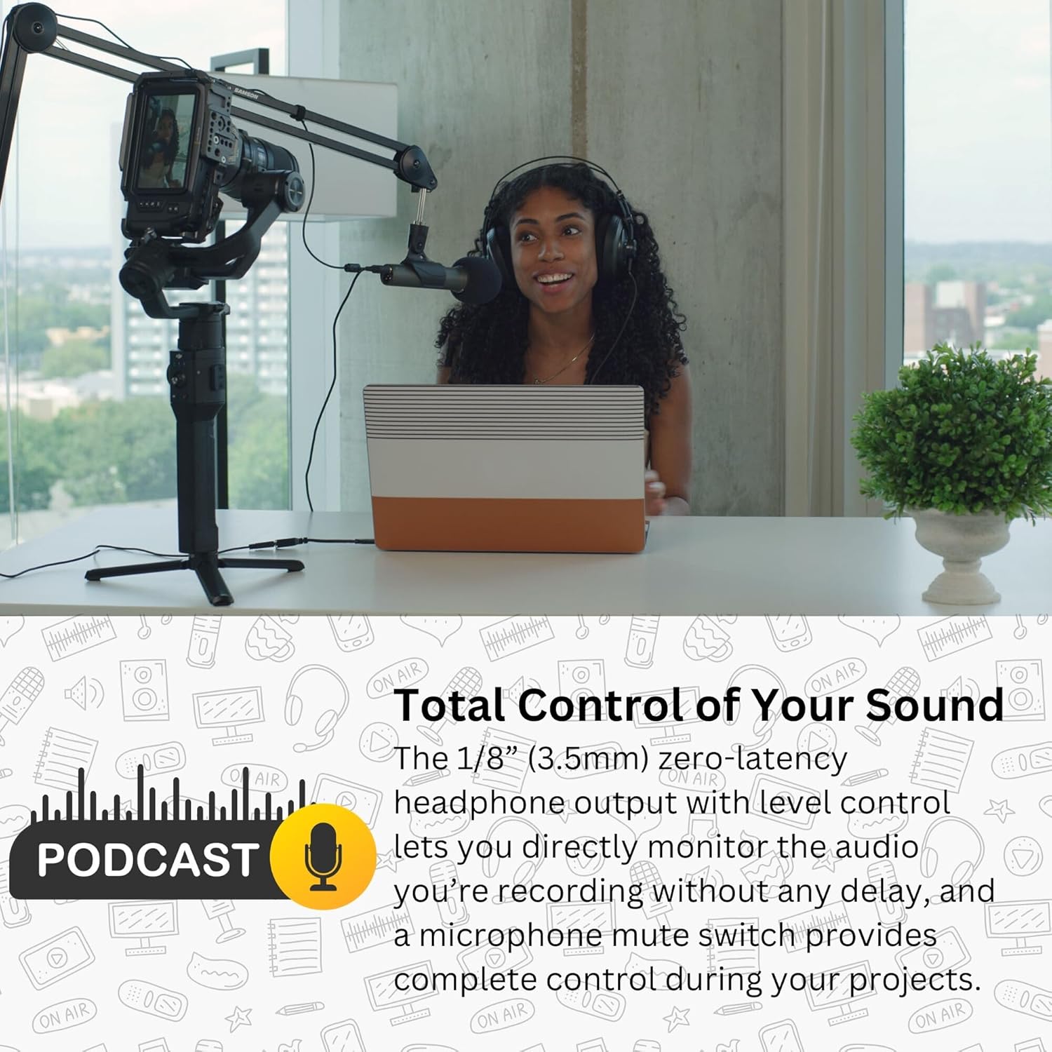 Samson Q2U Black Handheld Dynamic USB Microphone Bundle with Boom Arm and Pop Filter (3 Items)