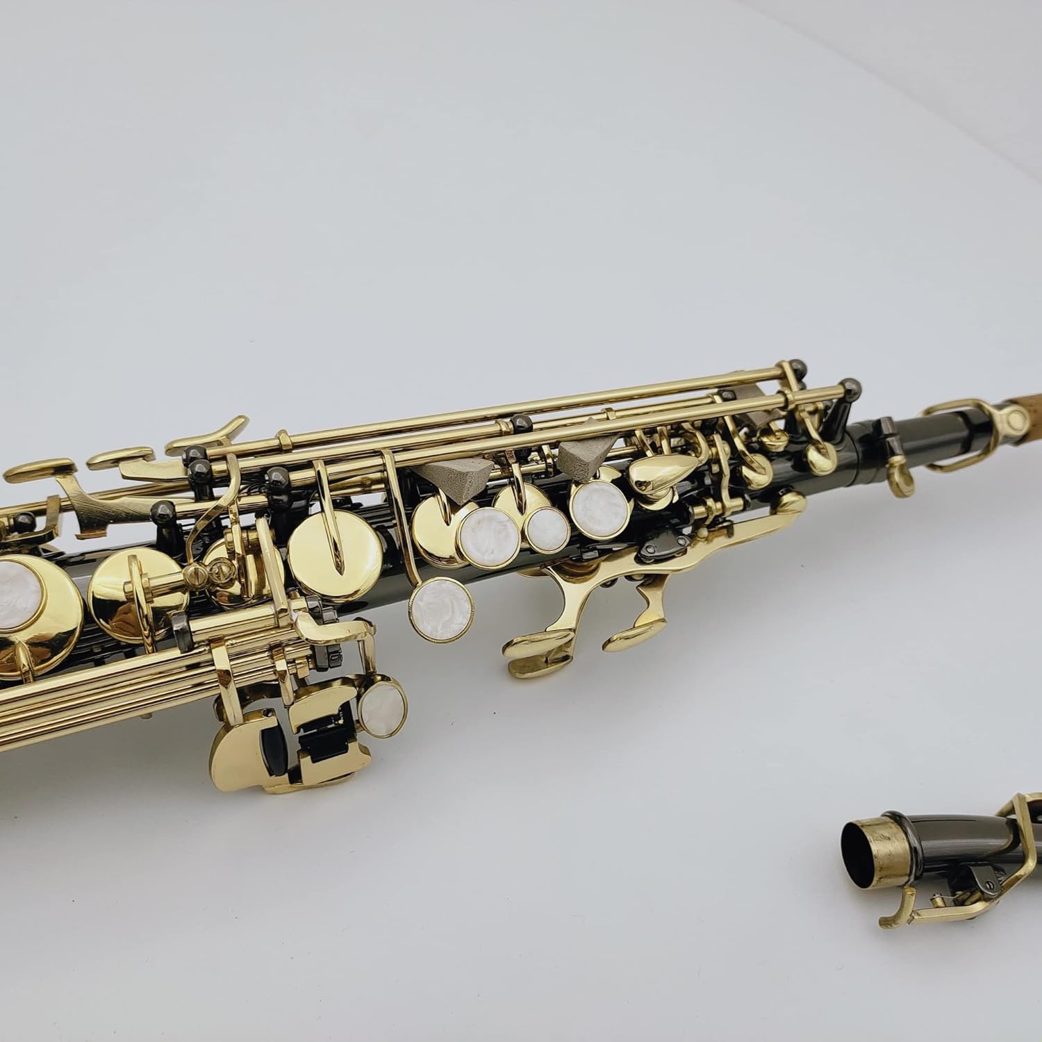 Saxophone B-Flat Nickel-Plated Shell Button Brass Professional Saxophone Woodwind Instrument