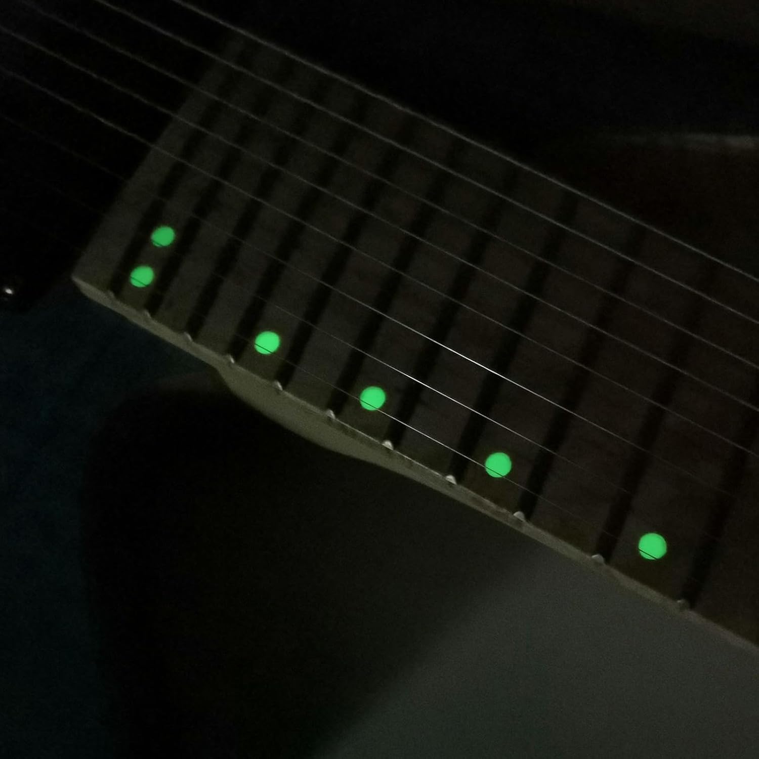 Headless Electric Guitar 7 String Fanned Fret Headless Electric Travel Guitar Ash Wood with Flame Maple Veneer