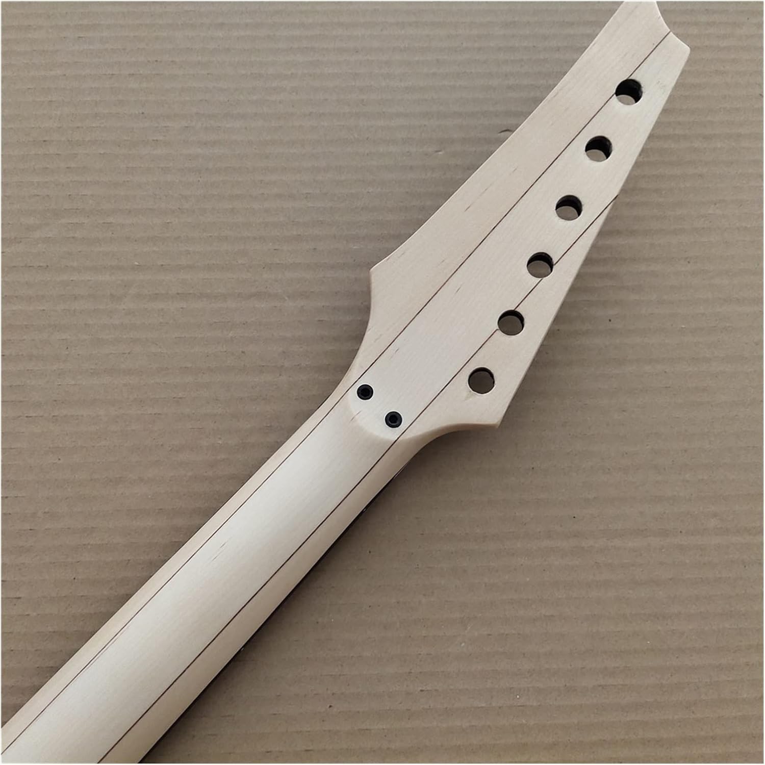 24 Frets Maple Electric Guitar Neck Replacement Rosewood Fingerboard Locking Nut Unfinished Guitar Neck