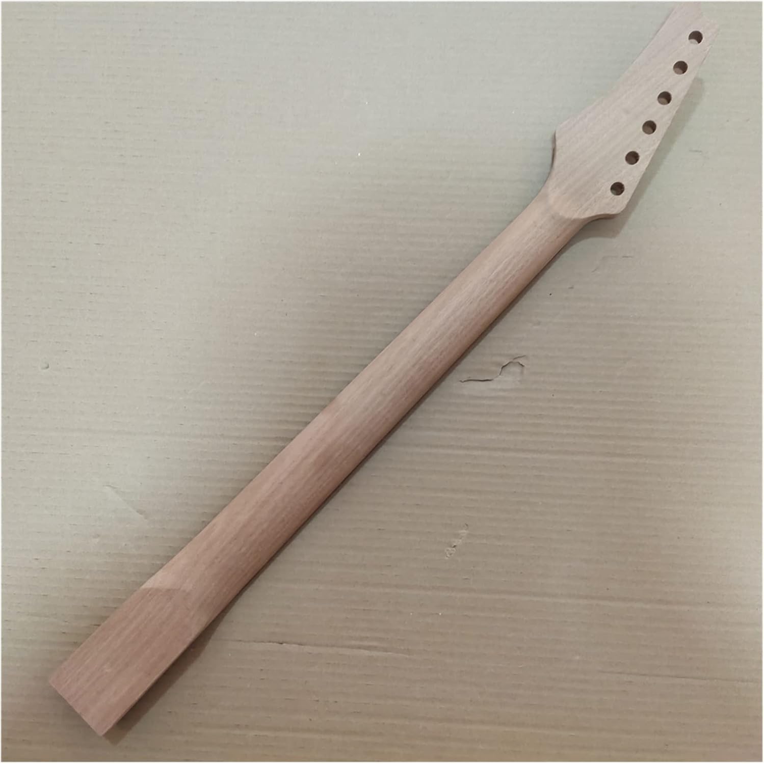 Unfinished 24 Frets Mahogany Electric Guitar Neck Replacement Rosewood Fingerboard Vine Inlay Guitar ​Neck Replacement