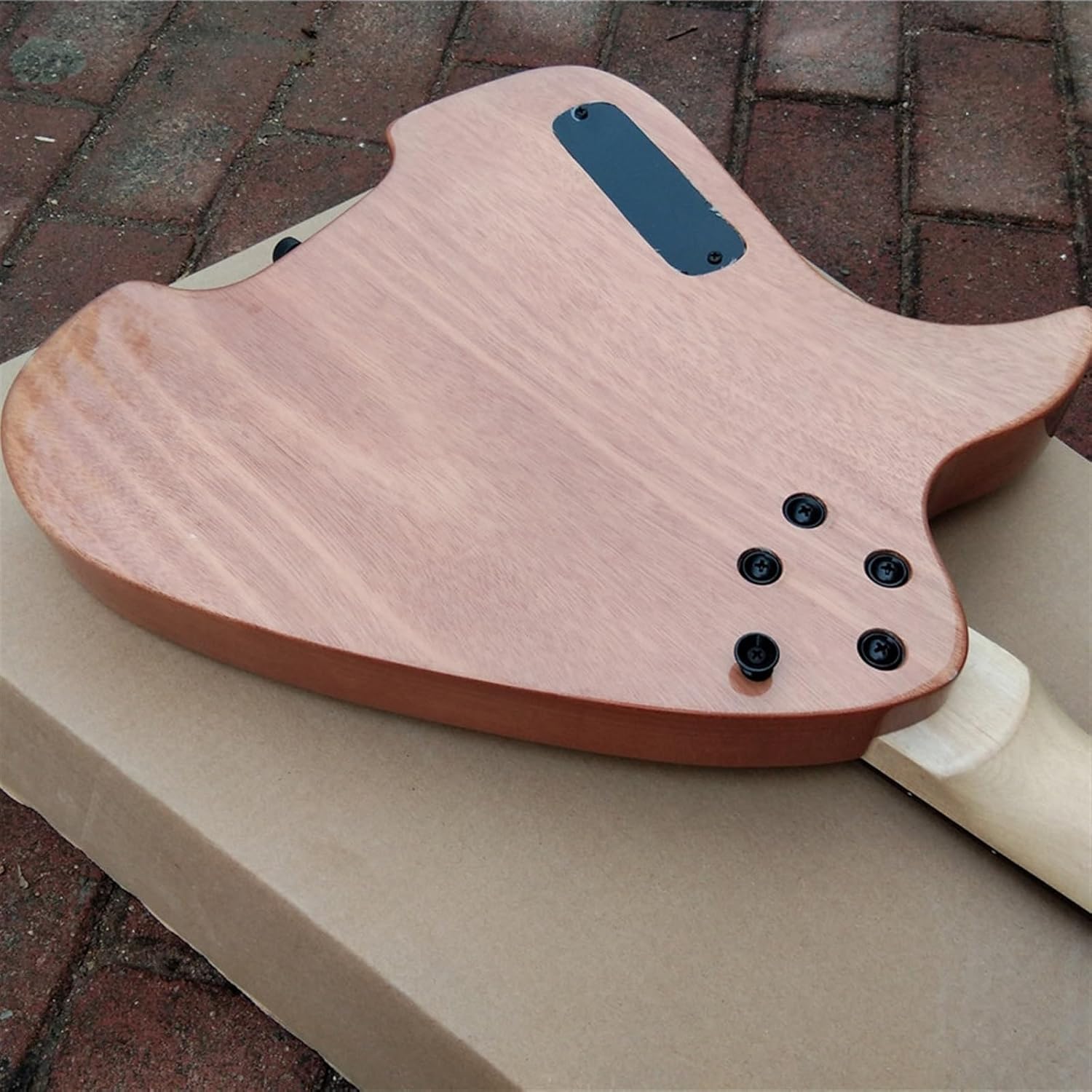 VENEKA Headless Electric Guitar 24 Frets Headless Electric Guitar Mahogany Body Rosewood Fingerboard with Black Hardware