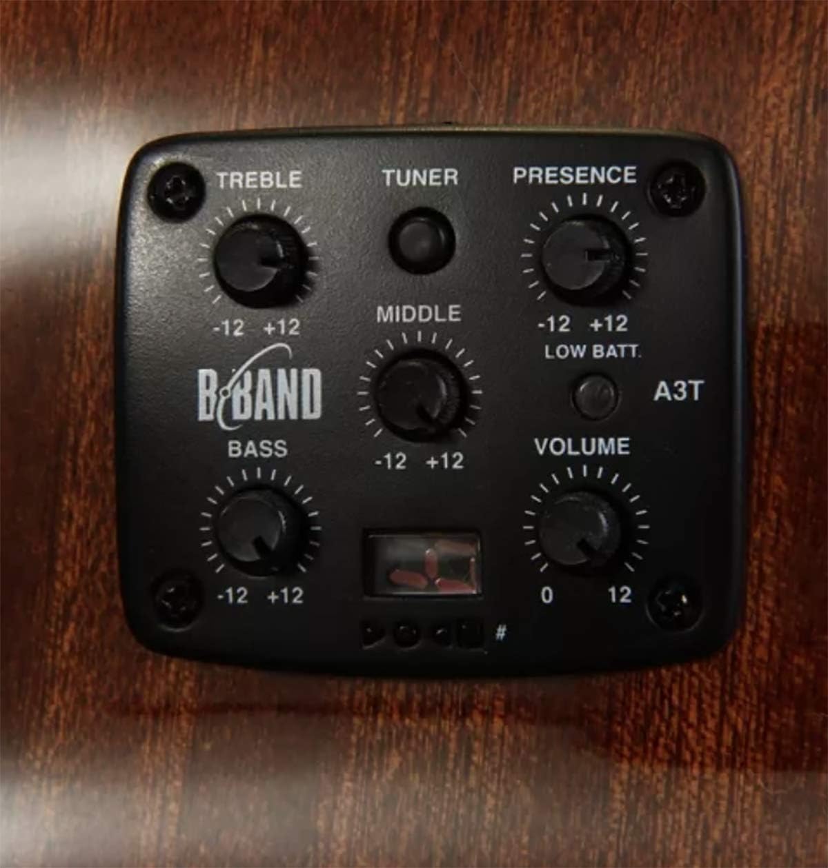 Washburn Classical Series Acoustic Electric Cutaway Guitar