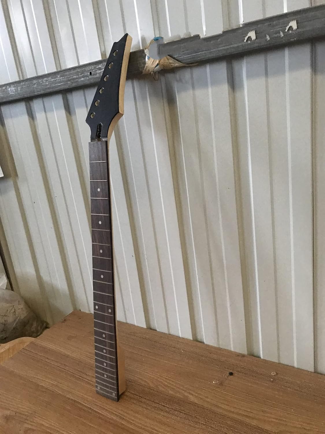 Electric Guitar Neck Maple 24 Frets Rosewood Fingerboard for ST Guitar Neck Unfinished Guitar Neck