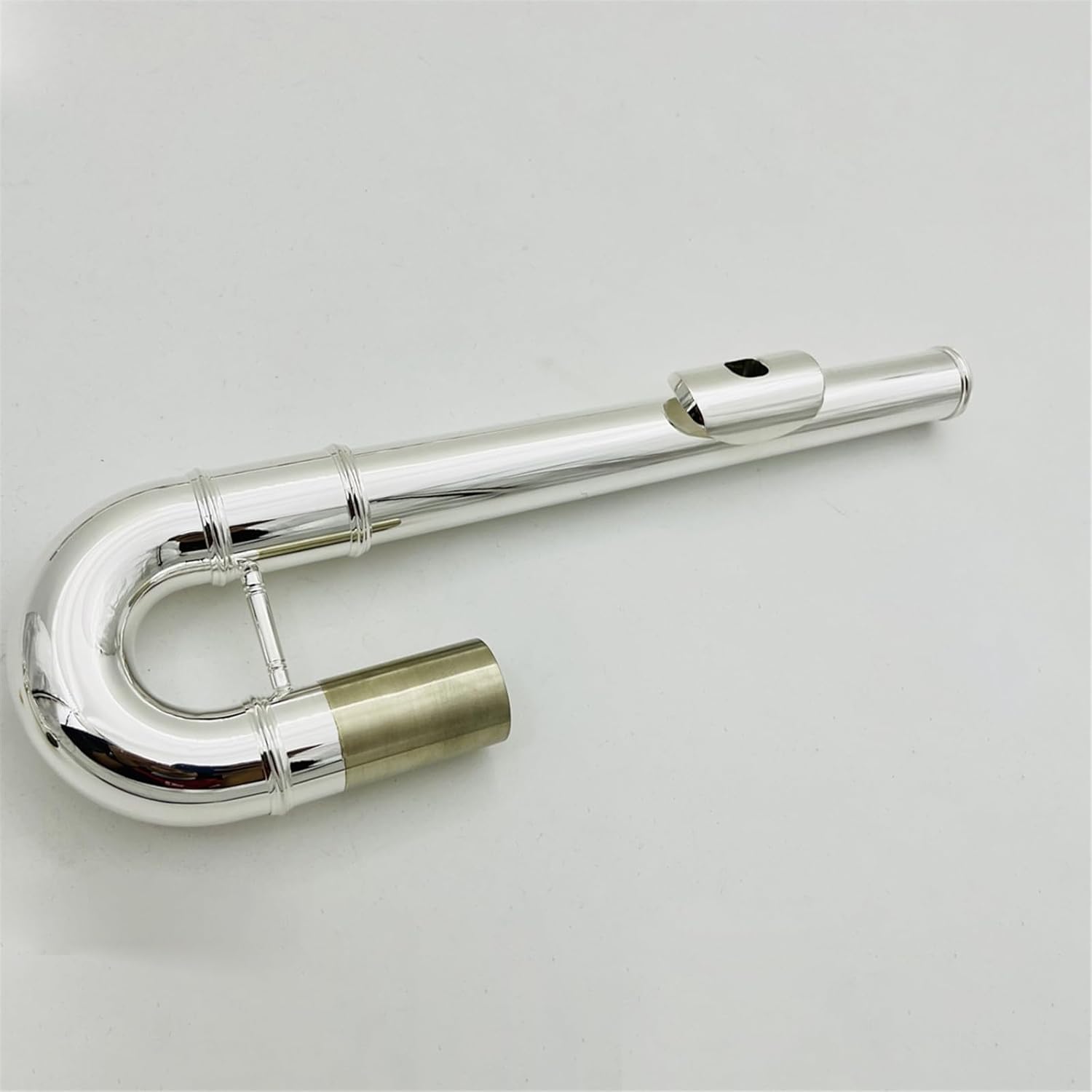 Flute Flute 16 Keys Closed Holes Sliver Plated Professional Woodwind Musical with Case Flutes Musical Instruments