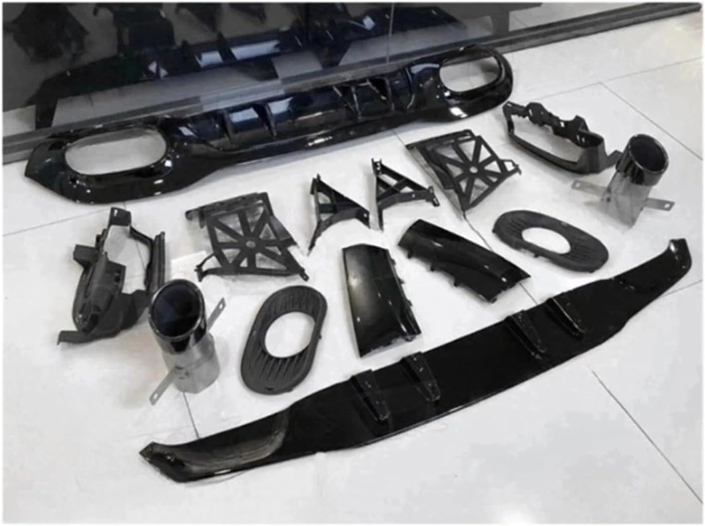 PP Car Bodykits Rear Bumper Lip Diffuser Splitters Exhaust Pipe Tips Compatible For Mercedes Benz A Class W177 A180 A200 A250 A35 2019 2020(Black For Sedan)