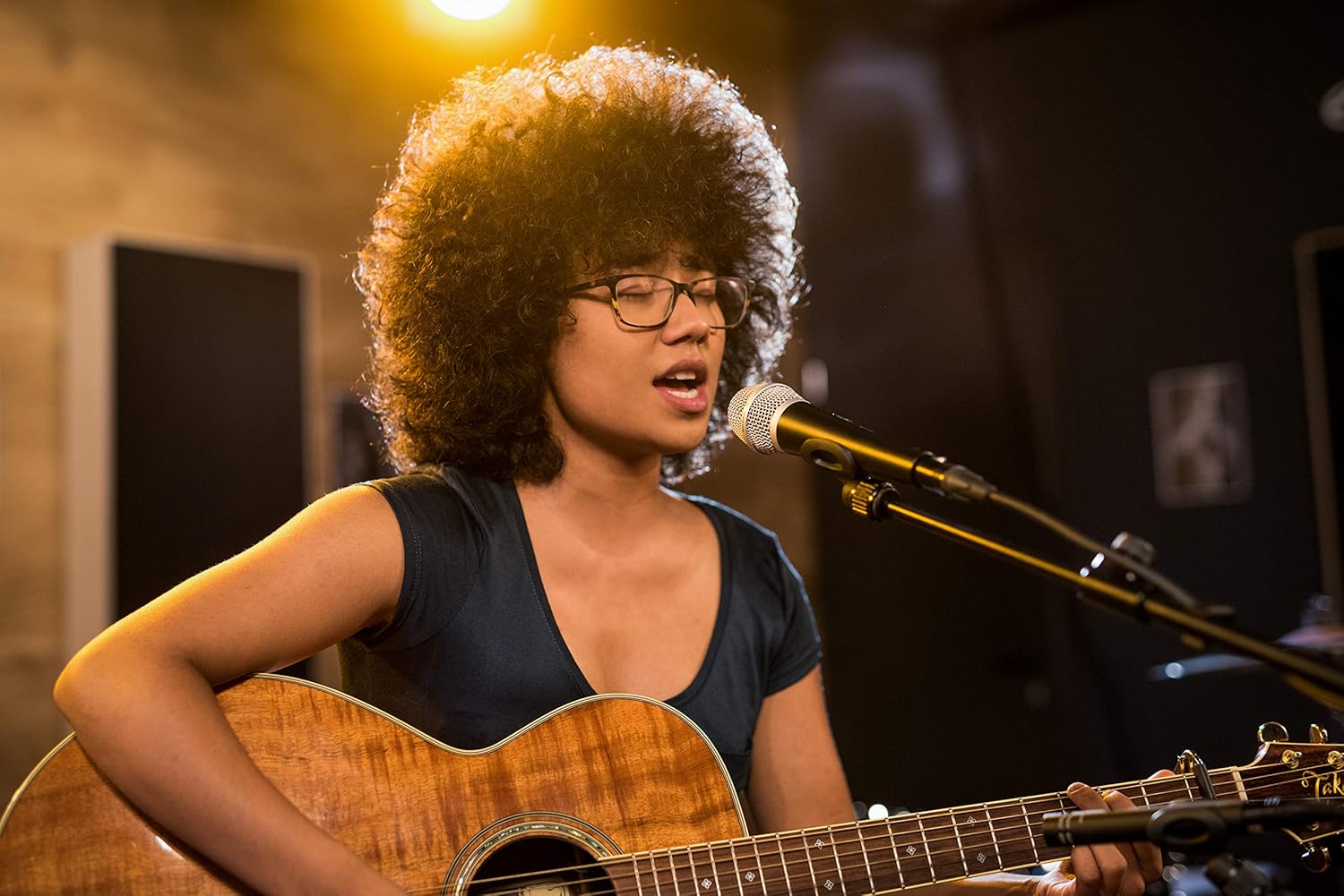 beyerdynamic TG V35 Dynamic Supercardioid Microphone for Vocals, with On/Off Switch