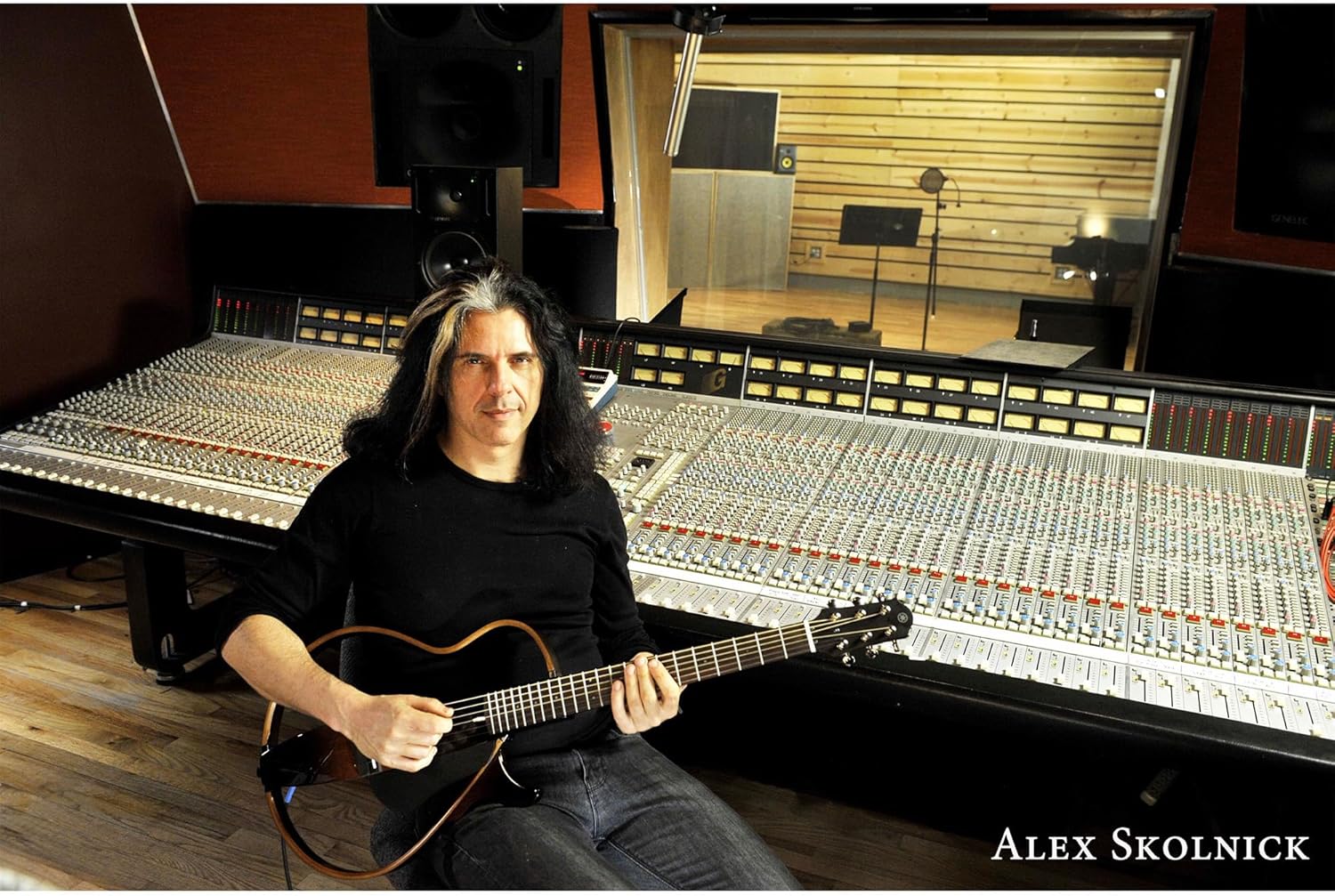 Yamaha SLG200S NT Steel String Silent Guitar with Hard Gig Bag, Natural