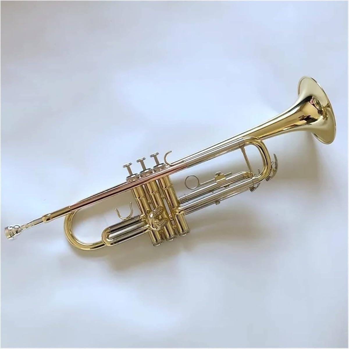 Professional Bb Trumpet - Brass Body with Gold Lacquer & Silver Plated Finish - Musical Instrument for Students, Beginners & Adults