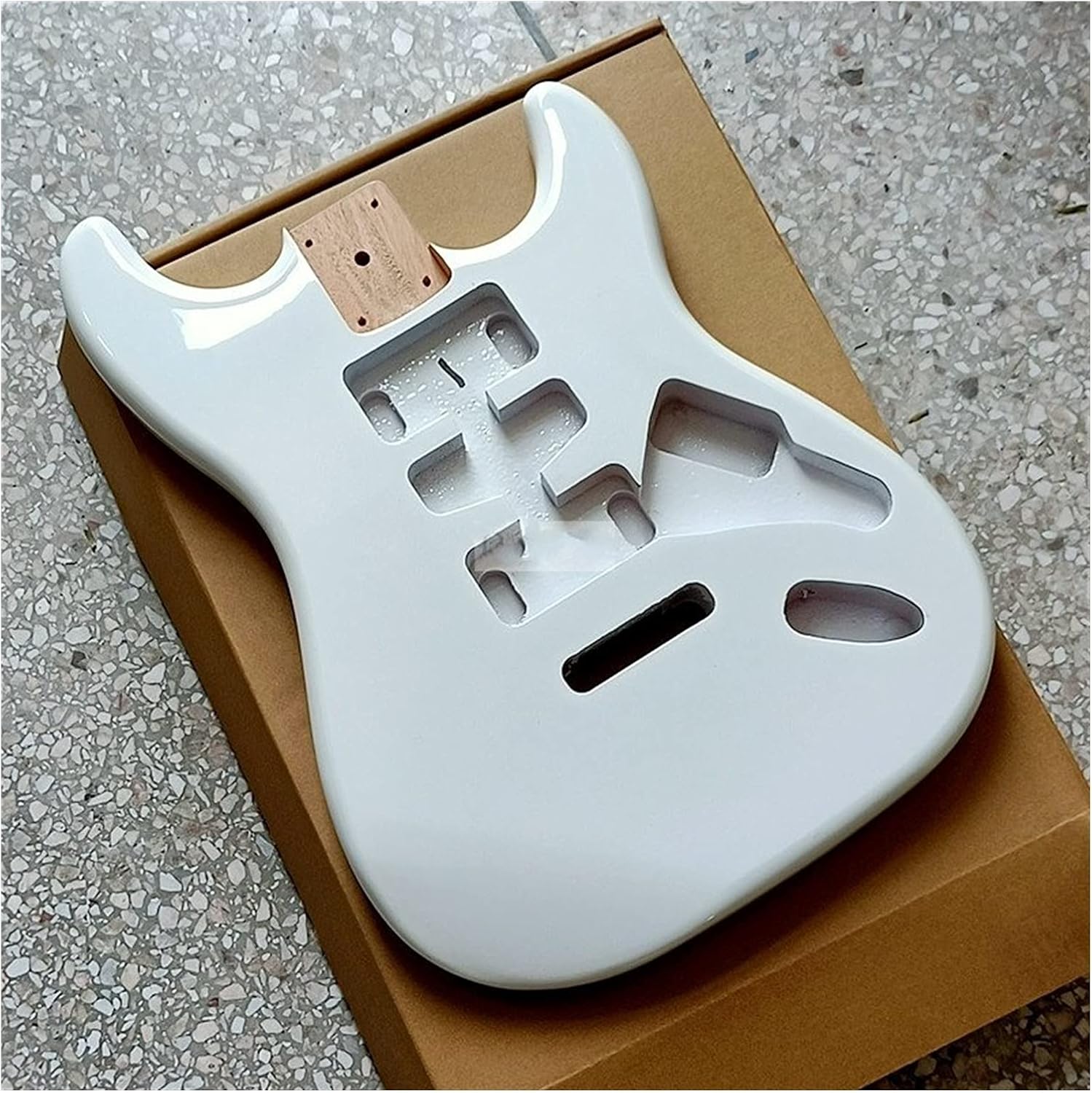 Unfinished Guitar Kit White Color ST Guitar Body Poplar Wood Electric Guitar Barrel High Gloss Finish Guitar Accessory 5.7cm Pocket Width Handmade ​Guitar Body