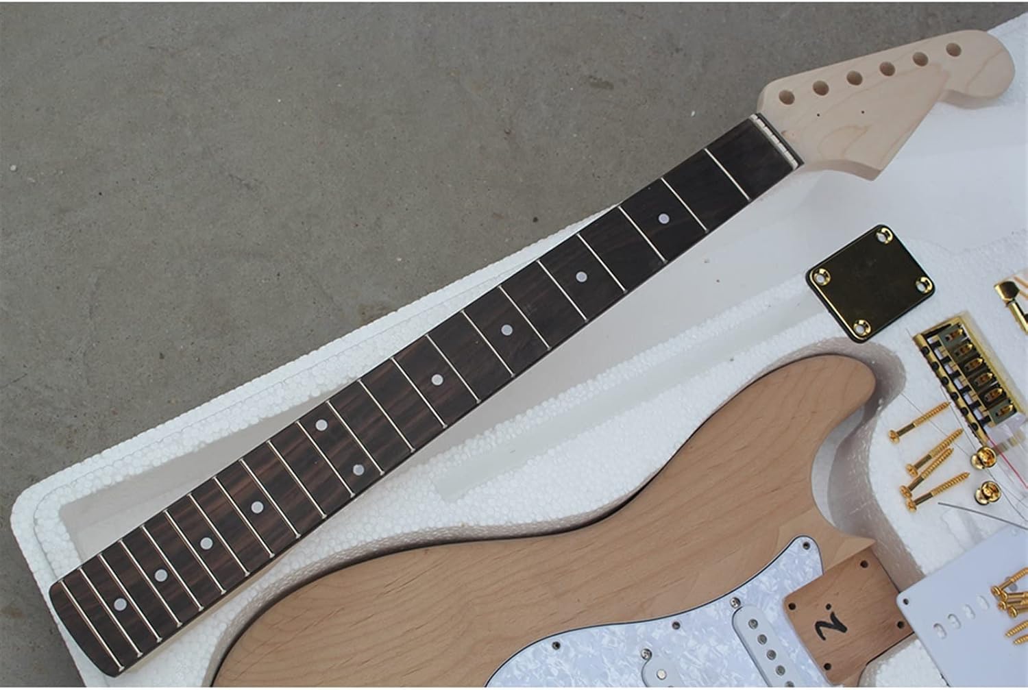 6-String Electric Guitar Semi-Finished Products with A Full Set Gold Plated of Accessories Self-Assembly Unfinished Guitar Set