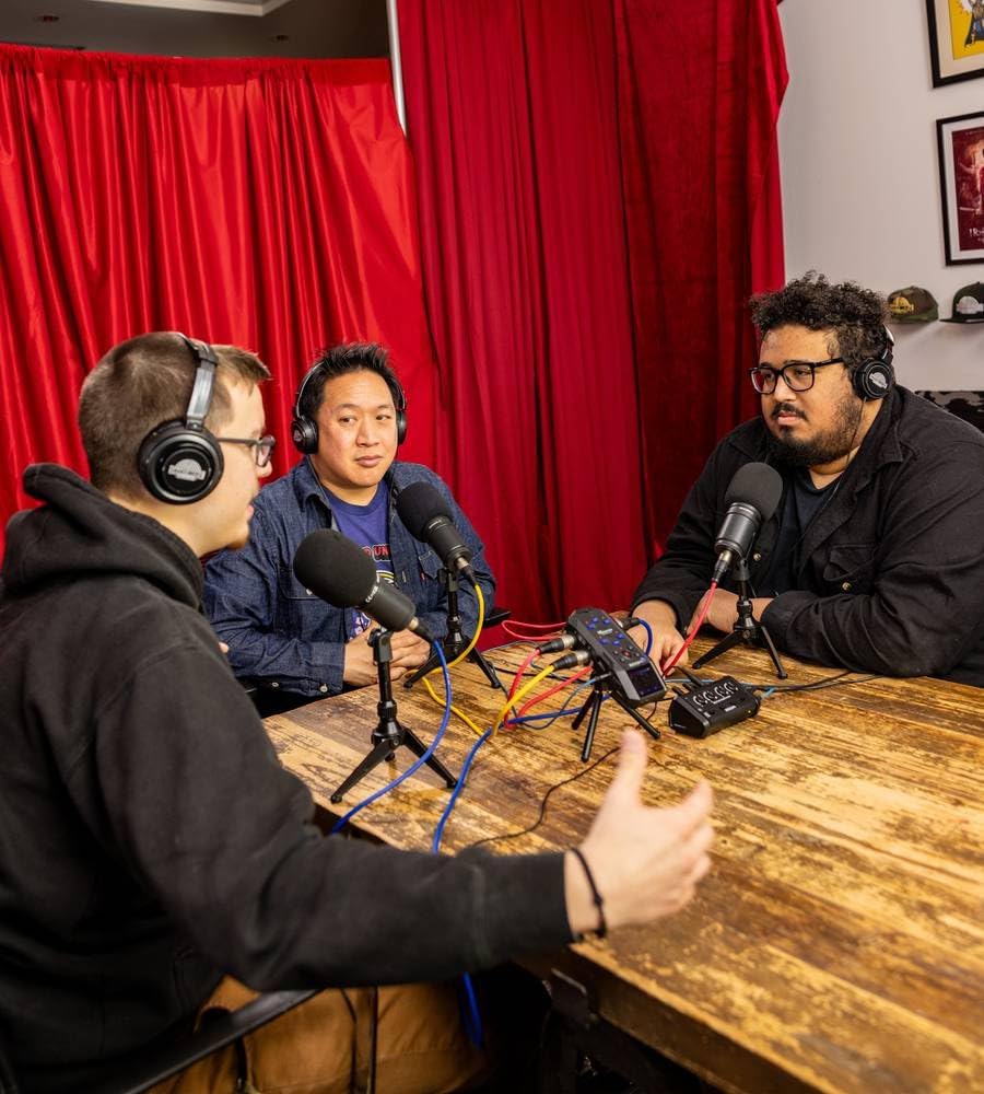 Zoom H6essential 6-Track 32-Bit Float Portable Audio Recorder Bundle With Zoom ZDM-1 Podcast Mic Pack with Headphones, Windscreen, XLR Cable and Tabletop Stand