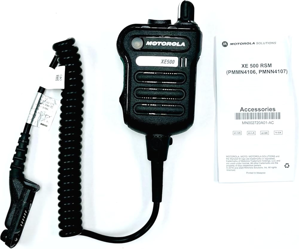 Motorola Solutions PMMN4106CBLK APX XE500 Remote Speaker Mic with Five Integrated Microphones and Adaptive Audio Engine, IP 68 Rating, and Extreme Heat Resistant Temp Cable