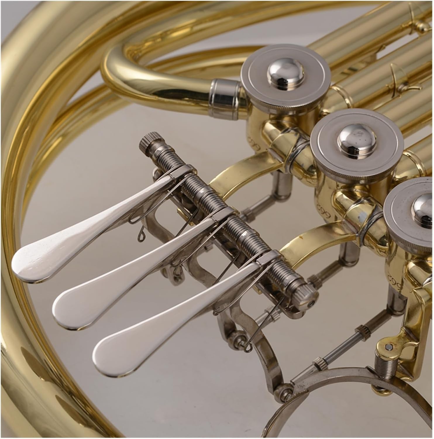 Lacquer gold B flat 4 key single row professional instrument French horn