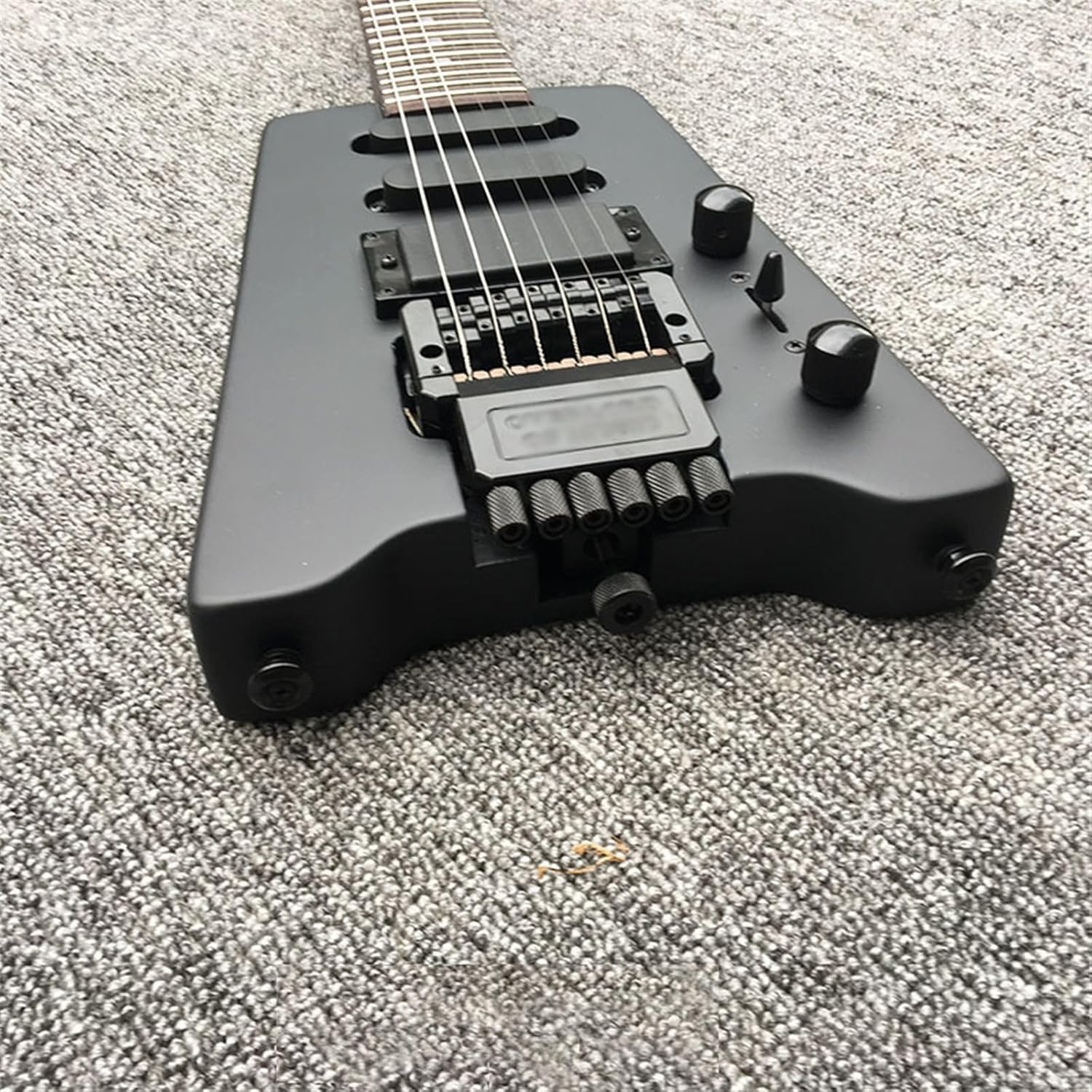 Matte Headless 6 String Electric Guitar Basswood Body Portable Metal Music Travel Musical Instrument Professional Headless Guitar (Color : 01)