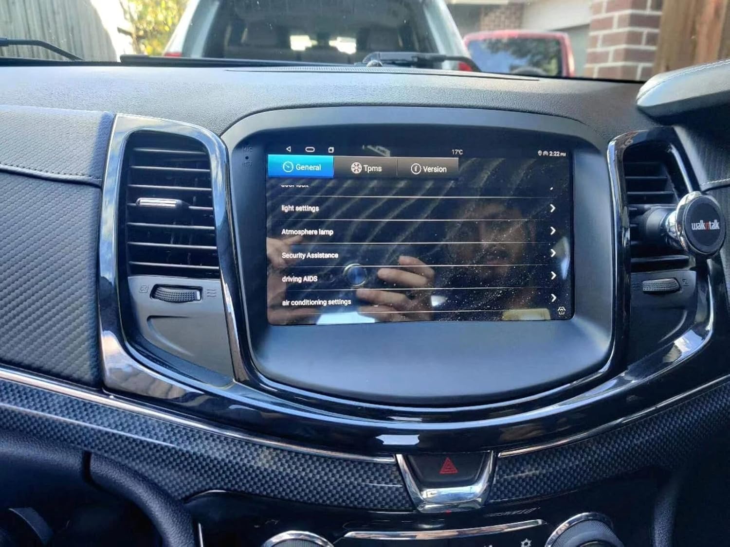 Car Stereo Radio for Chevrolet Caprice PPV/Holden Commodore 2014-2017 Android 14 4G RAM 64G ROM 9 Inch Touchscreen Radio, Support for Carplay/Android Auto GPS & BT Backup Camera & FM Radio 295