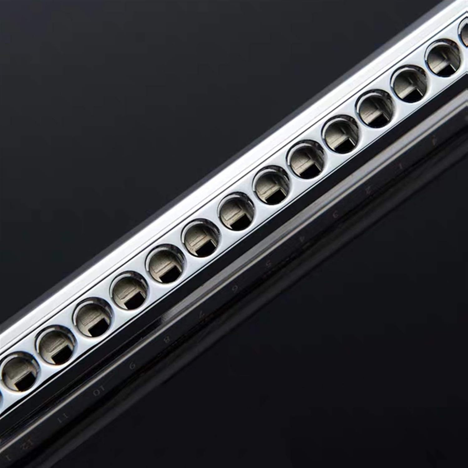 Harmonica Chromatic Harmonica Tones Mouth Organ Instrumentos Key C Professional Chromatic Harp Musical Instruments (Color : SW 1664)