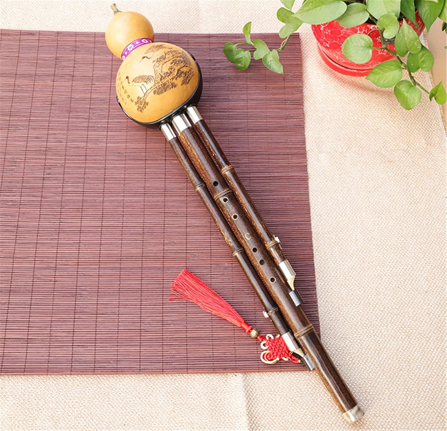 Hulusi flute, Hulusi Large B Flat Key C Major D Major Key Small Position Easy-press Hole Bass Instrument With Box Pendant(C Key)