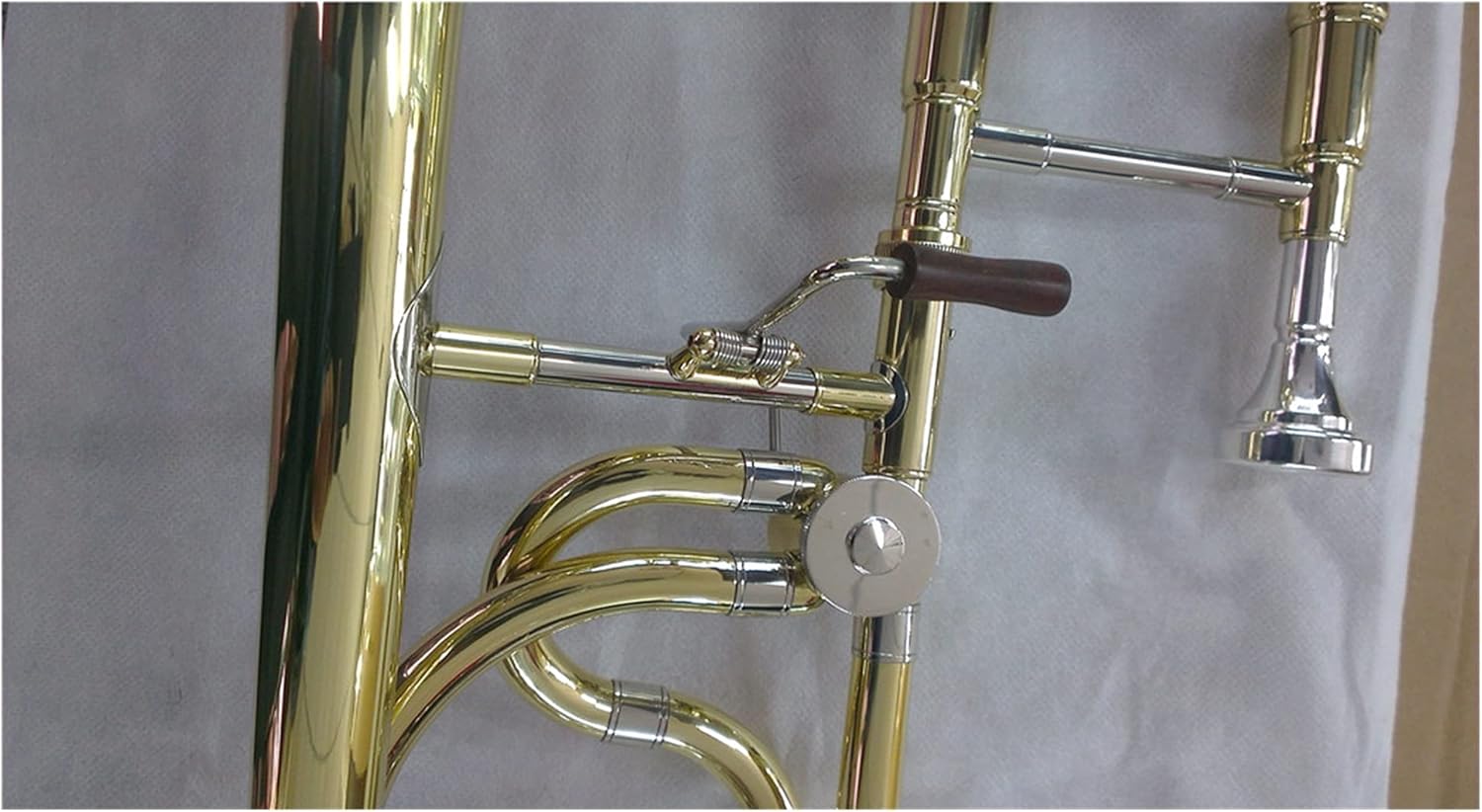 Student Trombone Professional Gold Lacquer Cupronickel Slide Sleeve Tone Bb/F Tenor Trombone Trombone Kit