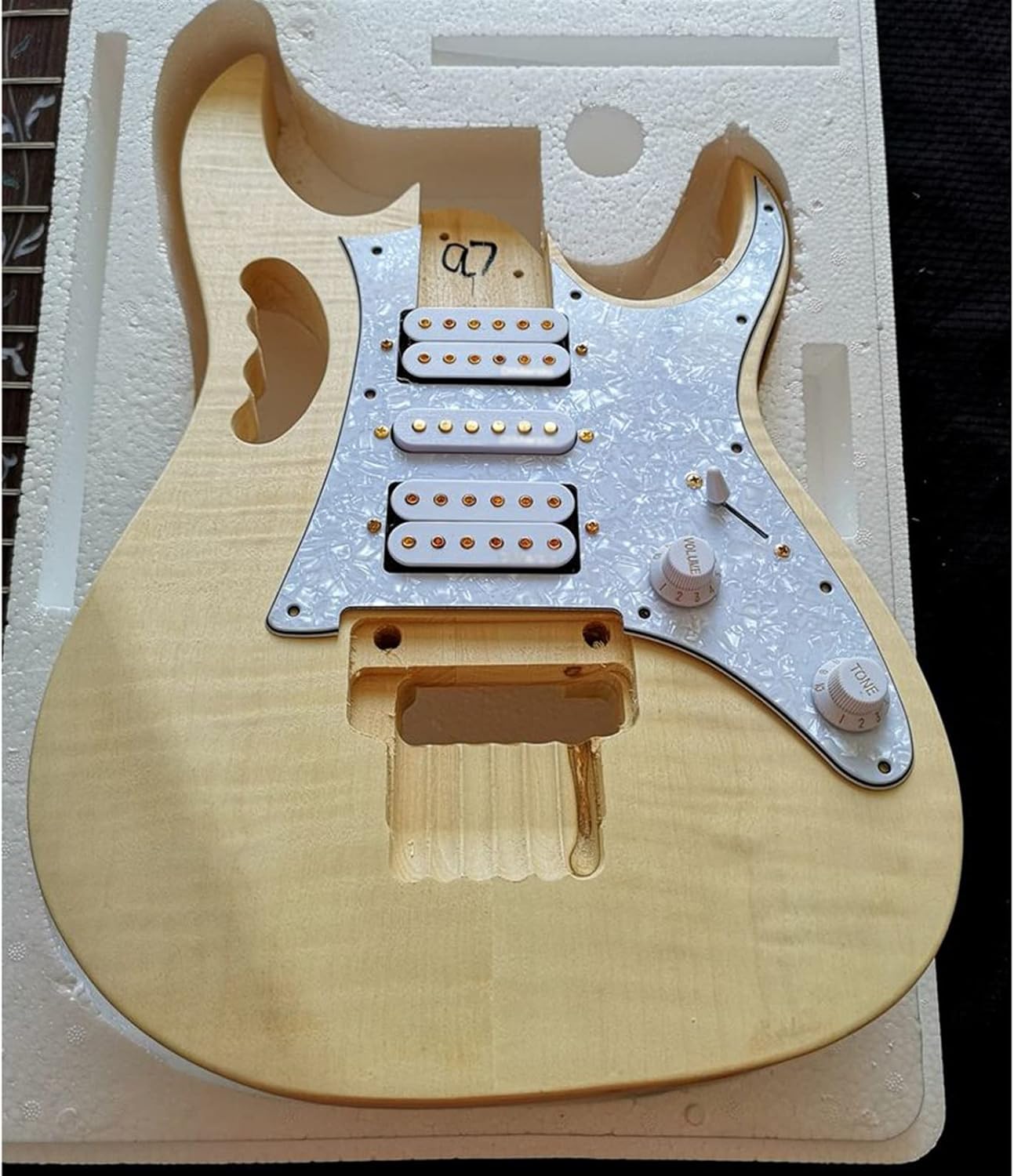 DIY Electric Guitar Kit Unfinished Guitar Body Kit Basswood Body Rosewood Fingerboard Complete Electric Guitar Building Kit