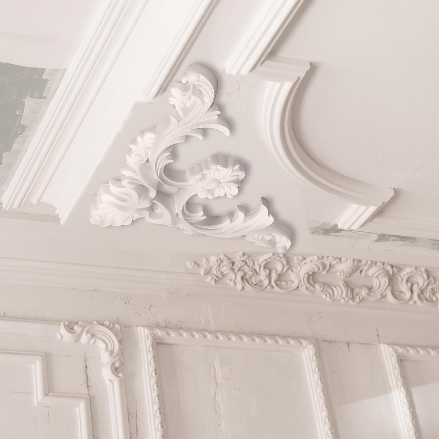 4 Pcs Ceiling Molding Kit Corners Murals Trim French Style Accent Wall Decor for Interior Medallion Ceiling with Flowers Pattern Decorative Panels for Wall (13.4 x 13.4 in,Classic)