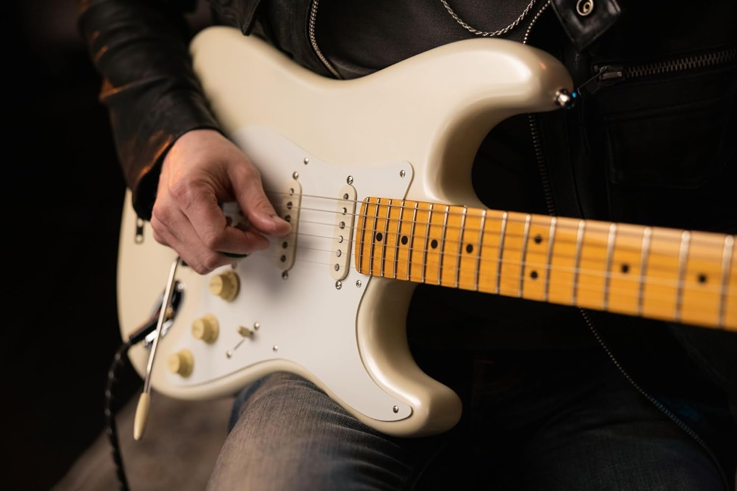 Fender Lincoln Brewster Stratocaster Electric Guitar - Olympic Pearl with Maple Fingerboard