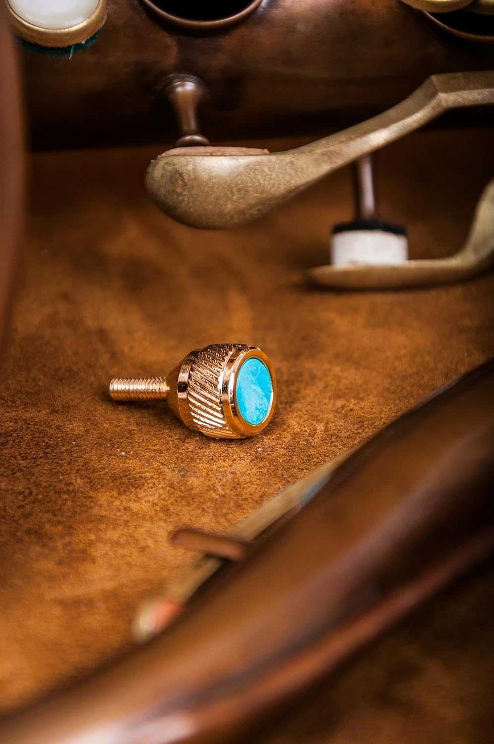 saxophone Neck Screws Heavy 135 by KGU Music for alto, tenor, soprano, baritone sax for Selmer,Yanagisawa,Jupiter,Couesnon (24K Gold, Turquoise)