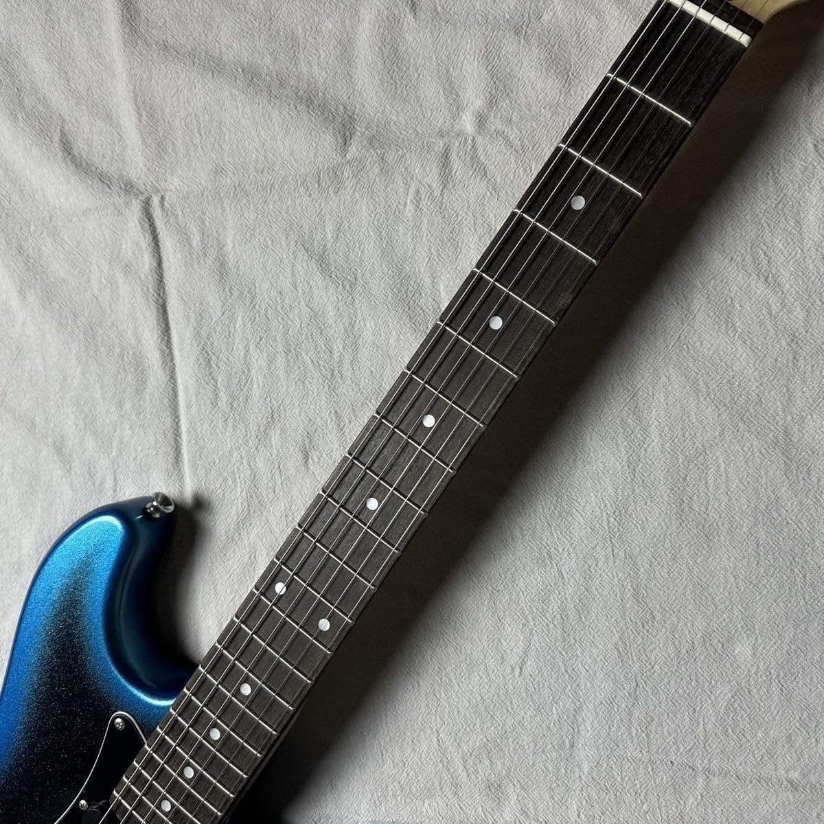 Electric Guitar Midnight Blue Burst Pickups Tremolo Bridge Solid Body for Beginners