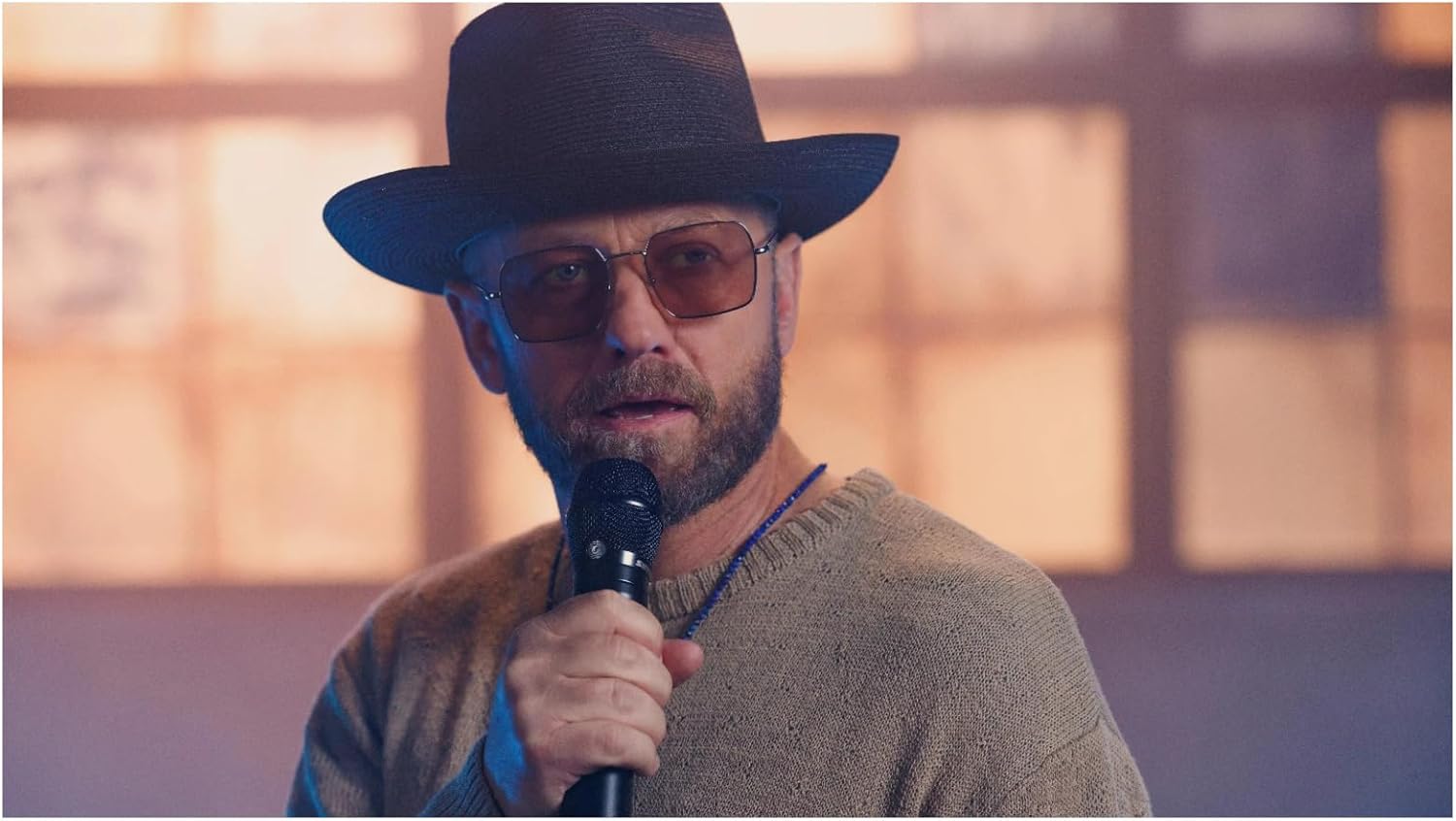 Shure KSM11 Vocal Condenser Microphone - Cardioid Studio & Stage Mic for Live Performance, Recording, 3/4