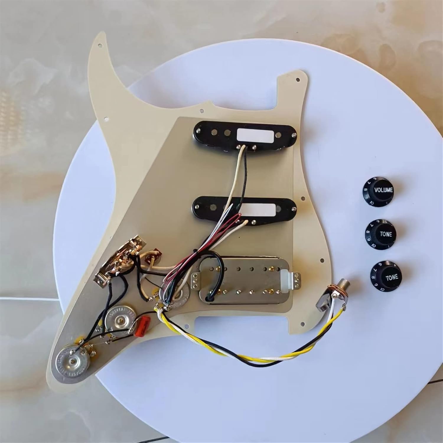 Multifunction SSH Prewired Electric Guitar Pickguard with Pickup 5 Way Converter Set Pickup Set with Pickguard