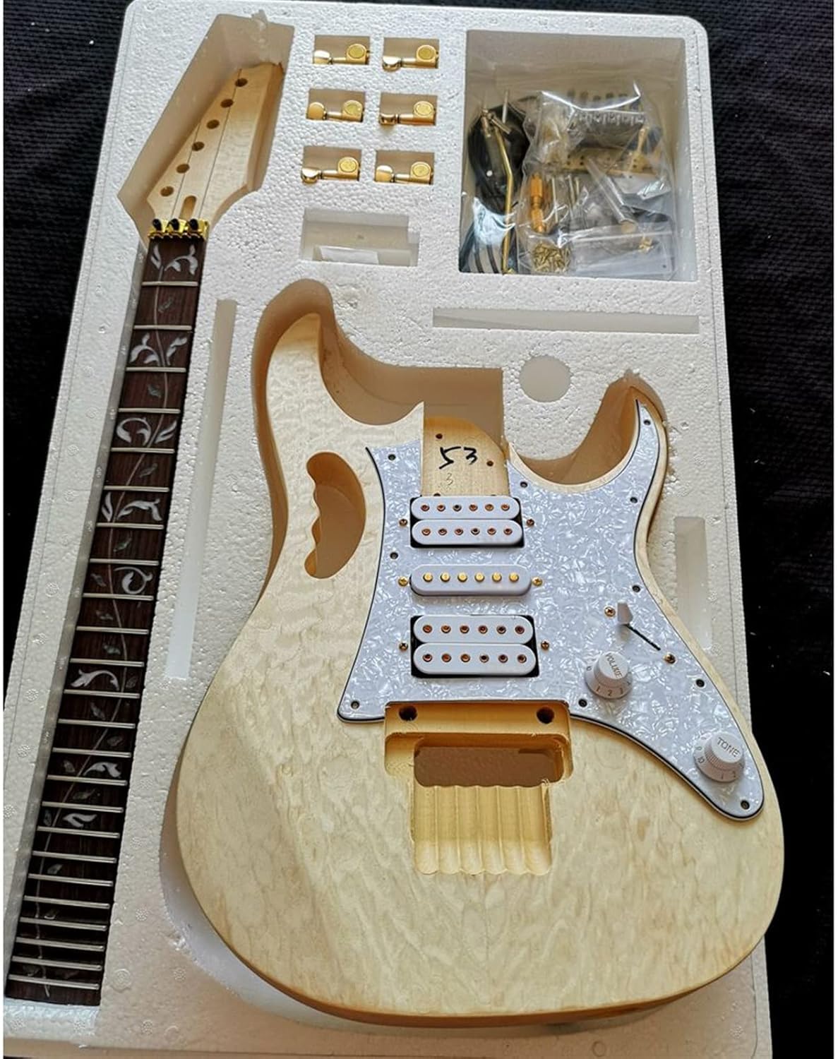 DIY Electric Guitar Kit Basswood Body Rosewood Fingerboard Maple Neck Beginner Electric Guitar DIY Kit Set