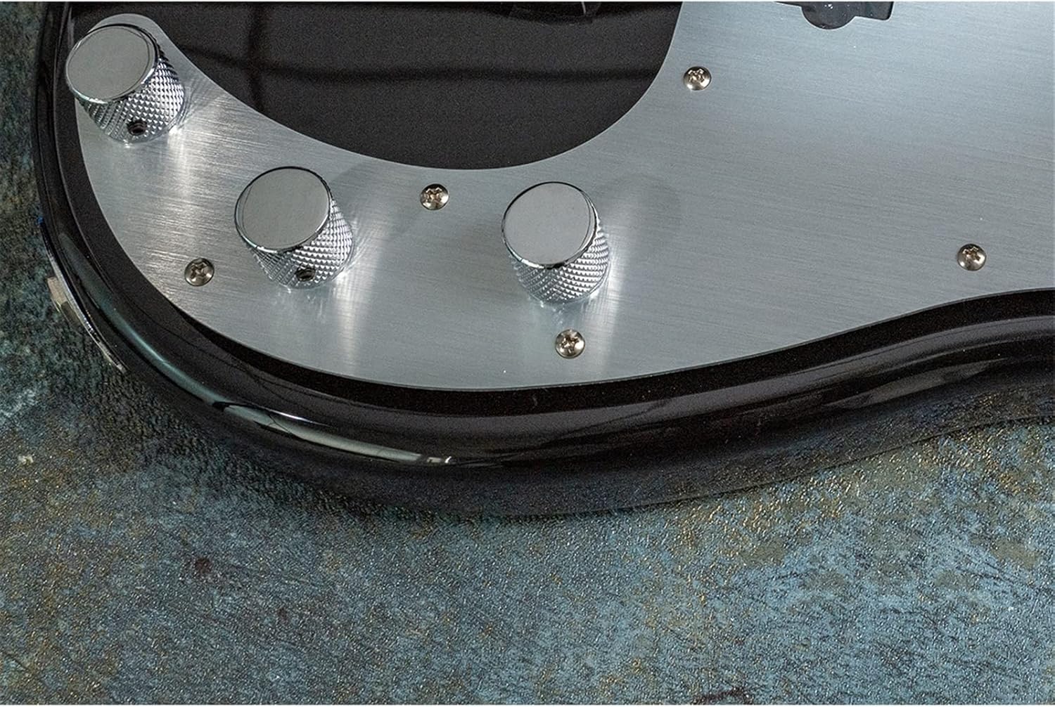 Electric Guitar Pickguard 13-Hole Aluminum Guitar Bass Pickguard for American Standard Guitar Bass