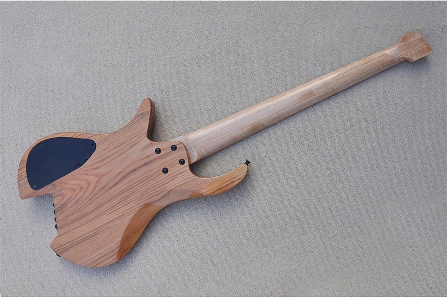 5 Strings Headless Electric Bass Guitar with Ash Body Maple Fretboard Slanted Pickups/Frets Professional Headless Guitar