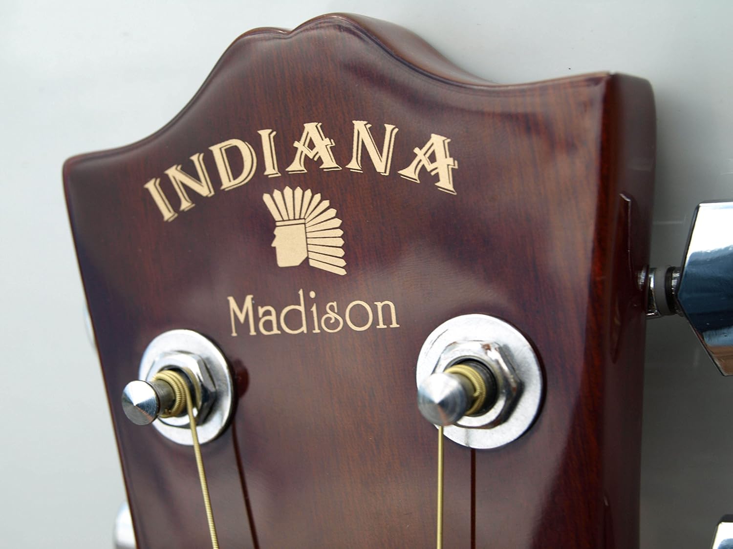 INDIANA Madison MAD-QTGR Acoustic-Electric Guitar - Green Sunburst