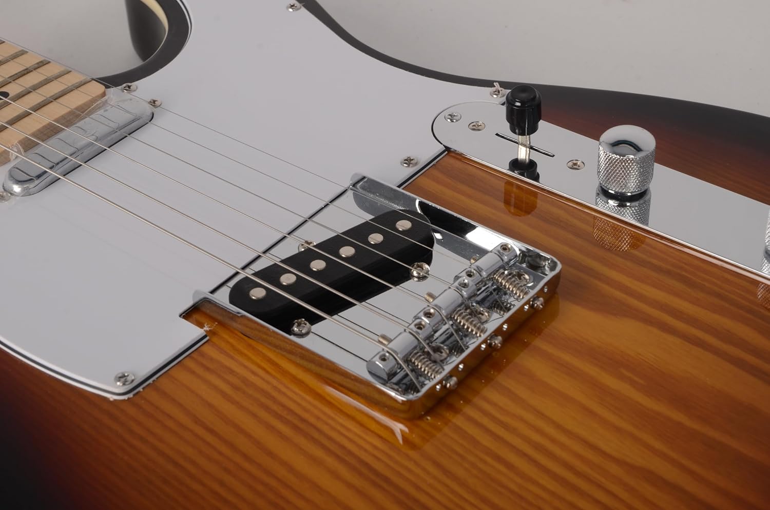 Full Size Solid Body Electric Guitar, TL Electric Guitar, Solid Body Electric Guitar, TL Series Elm Body, Maple Neck and Fingerboard Accessories, Tools and Gig Bag