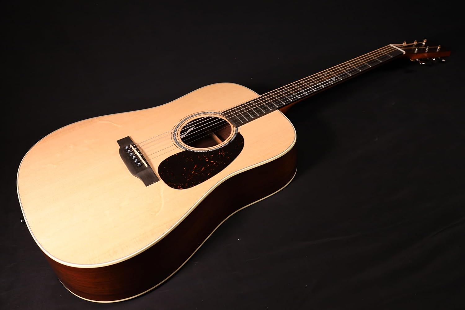 Martin D-16E Rosewood