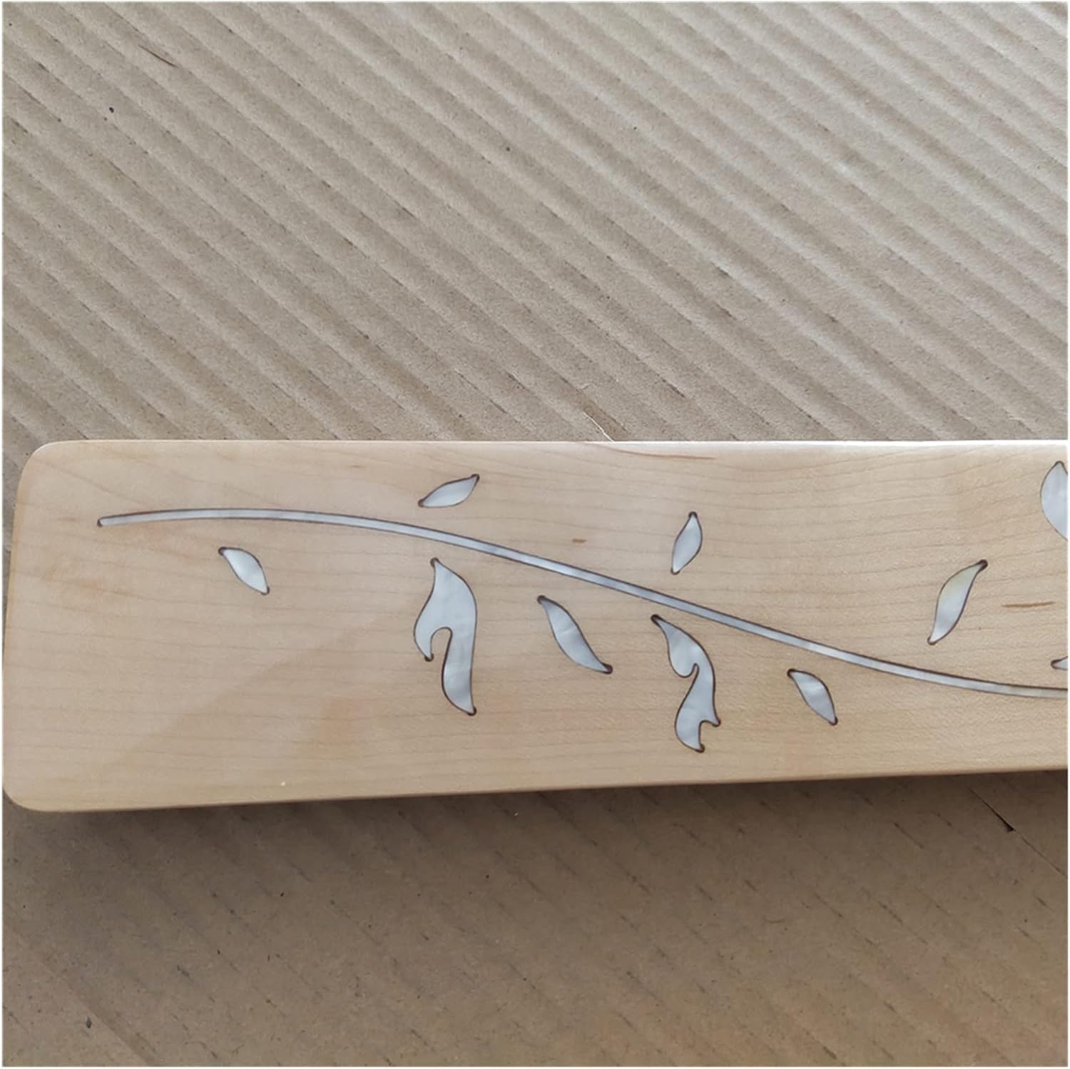 Fretless Bass Guitar Neck 20 Fret 4 String Maple Fingerboard Vine Inlay Gloss for TL Electreic Bass Neck Guitar ​Neck Replacement